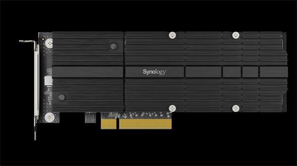 Synology™ Karta adaptéru dual M.2 SSD