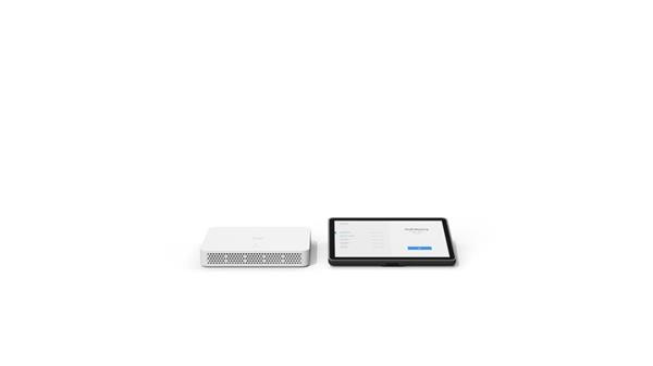 Logitech® RoomMate + Tap IP (Bundle)