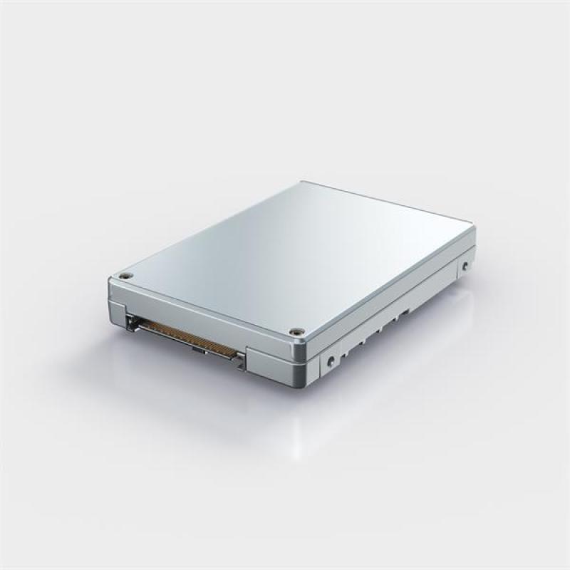 Solidigm D7-P5520 Plus Series (3.84TB, 2.5" PCIe 4.0 x4, 3D4