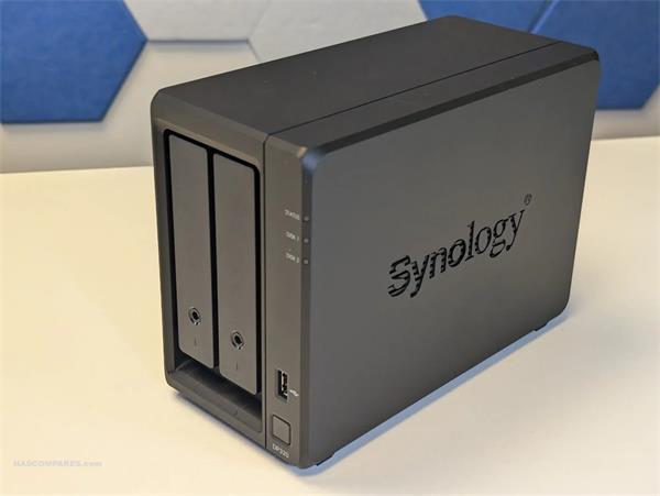 Synology™ ActiveProtect DP320 ,2 x 8 TB 3.5" HDD (RAID 1) 2x