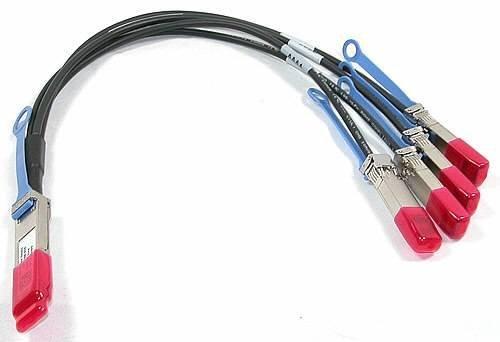 Dell Networking Cable 40GbE (QSFP+) to 4 x 10GbE SFP+ Passiv