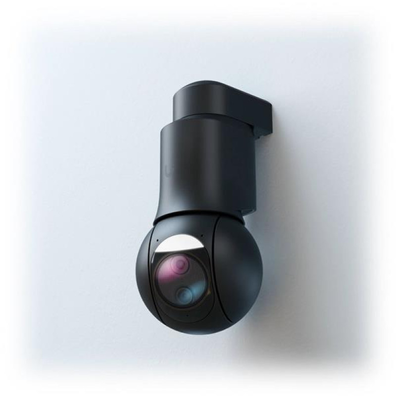 Ubiquiti All-weather, 4K dual-lens camera with 10x hybrid zo