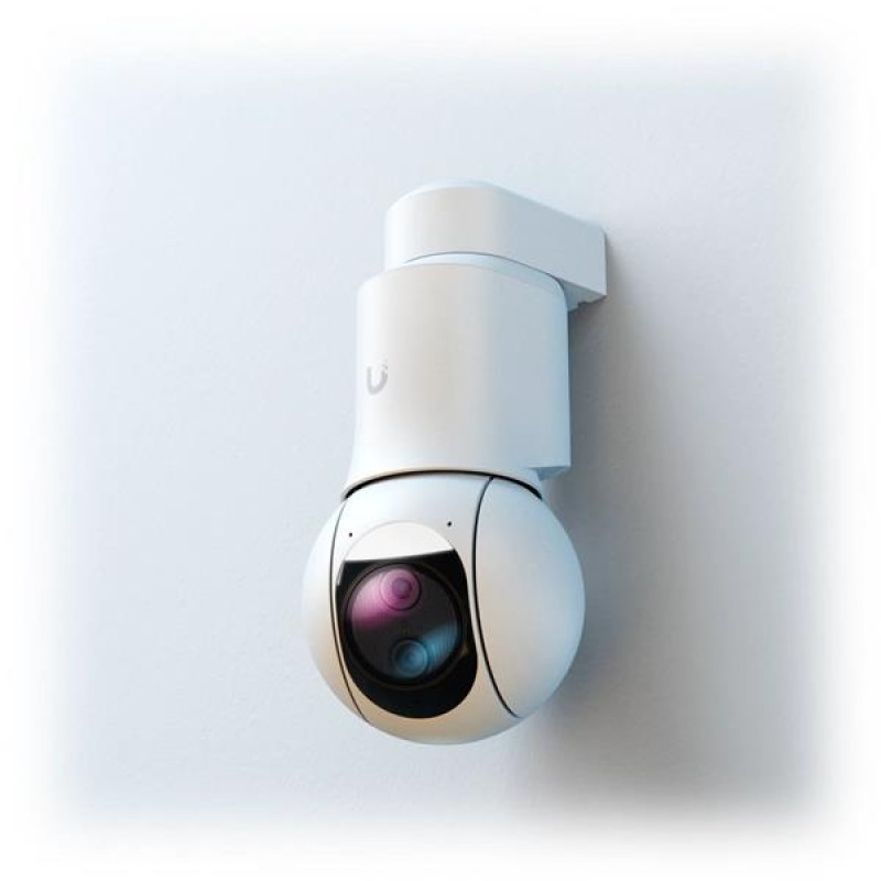 Ubiquiti All-weather, 4K dual-lens camera with 10x hybrid zo
